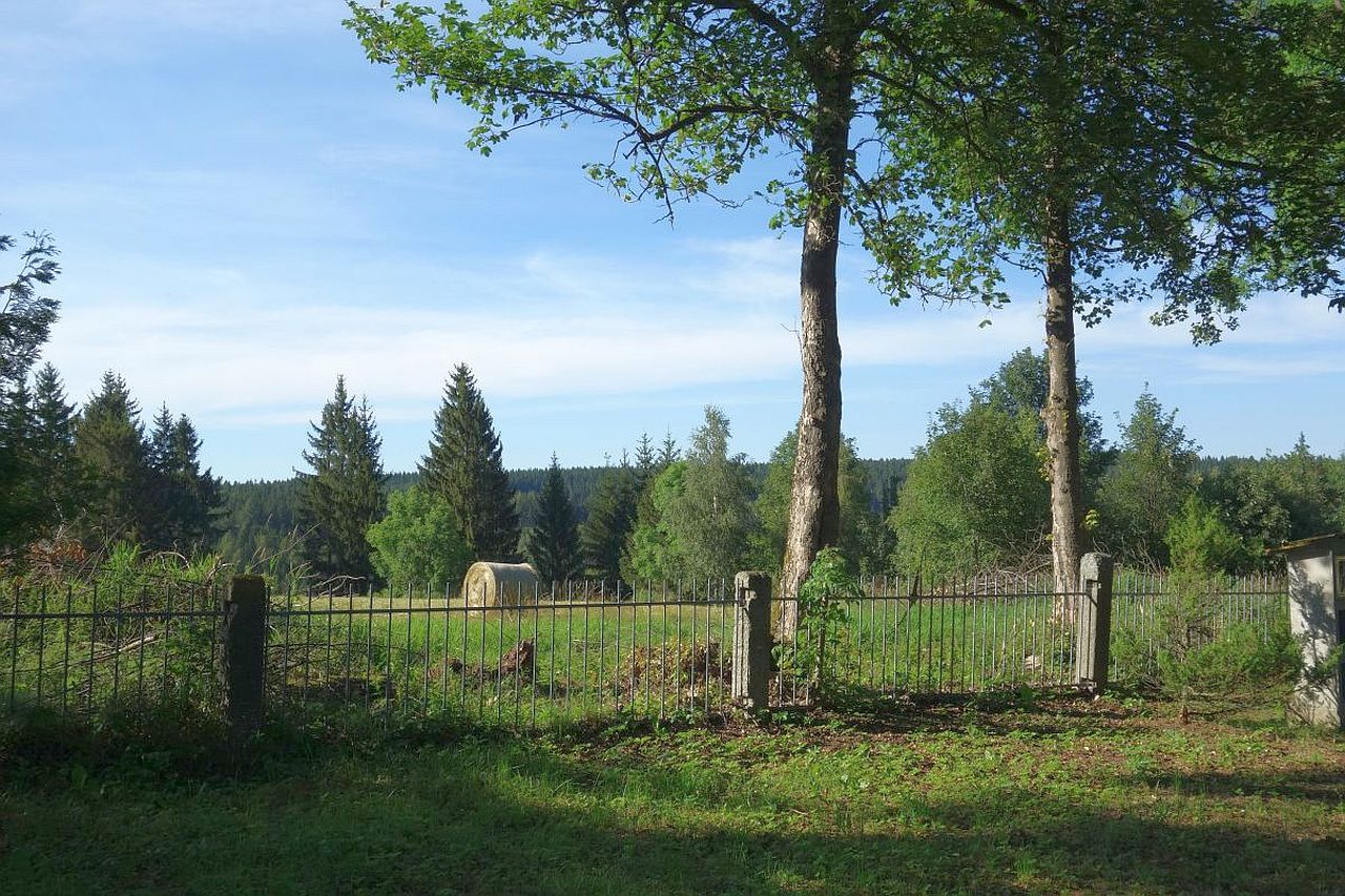 Friedhof Nova Ves: Grabstein Stowasser
